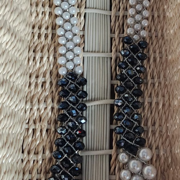 Ladies Fashion Beaded NWT Necklace Set - Picture 8 of 10